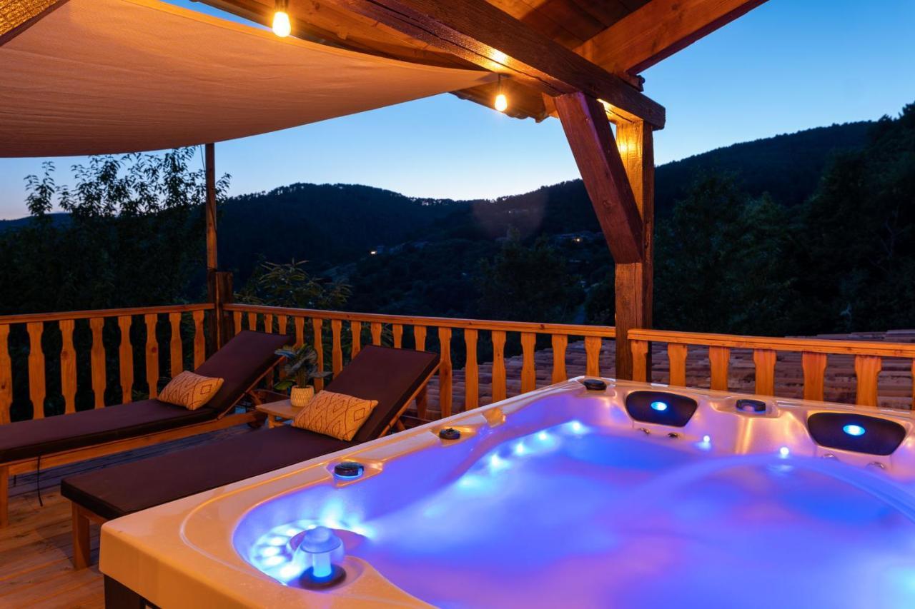 Domaine De Chalveches Hotel Spa 4* Faugeres  Ngoại thất bức ảnh